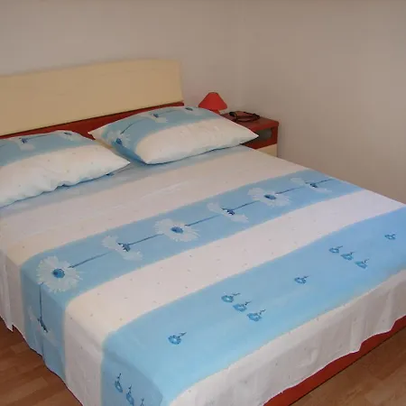 Tone * טרוגיר